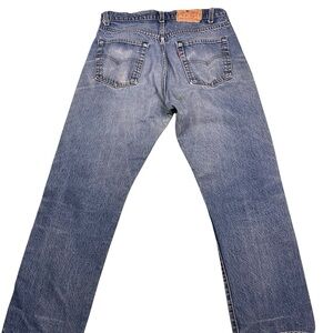 Vintage 80s Levi’s medium wash straight leg jeans USA made 31x27